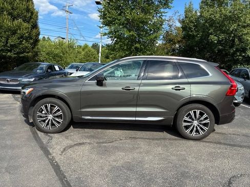 Used 2022 Volvo XC60 B5 Inscription w/ Advanced Package AWD/4WD image 2