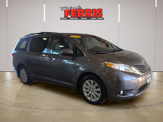 Used 2016 Toyota Sienna XLE w/ Outdoor Package AWD/4WD image 7