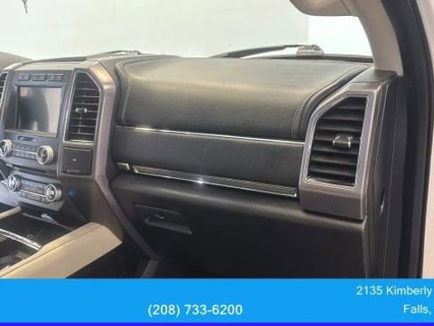 Used 2018 Ford Expedition Max Platinum AWD/4WD image 49