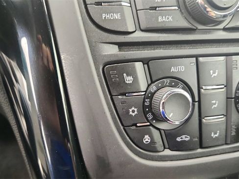 Used 2019 Buick Cascada Premium image 23