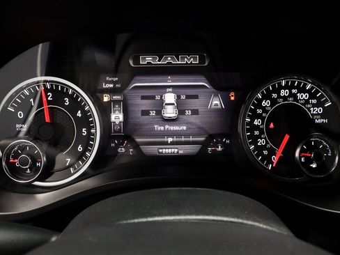 Used 2025 RAM 1500 Big Horn image 29