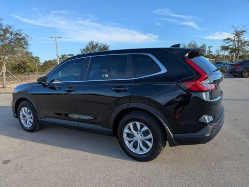 Used 2025 Honda CR-V LX image 7