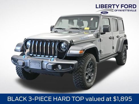Used 2023 Jeep Wrangler Unlimited w/ Cold Weather Group AWD/4WD image 1