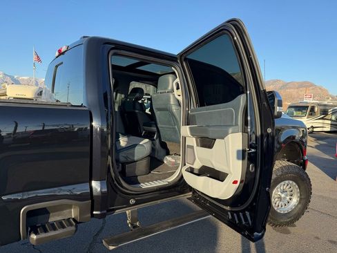 Used 2024 Ford F350 Limited w/ FX4 Off-Road Package image 41