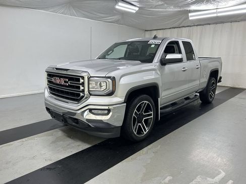 Used 2019 GMC Sierra 1500 SLE w/ Black Pack AWD/4WD image 5