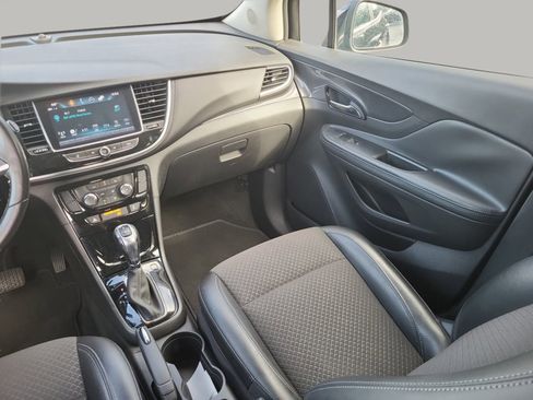 Used 2021 Buick Encore Preferred image 15