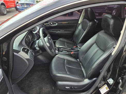 Used 2019 Nissan Sentra SL image 7