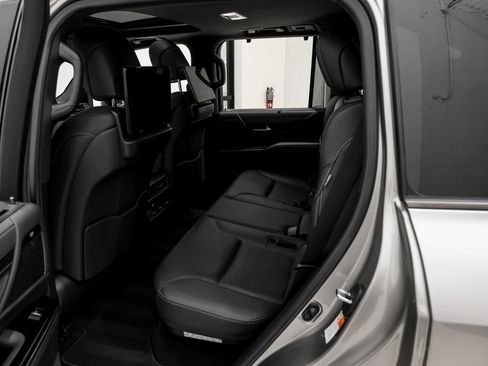 Used 2023 Lexus LX 600 4WD w/ Appearance Package image 36