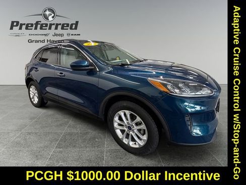 Used 2020 Ford Escape SE image 8