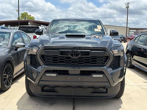 Certified 2024 Toyota Tacoma TRD Sport AWD/4WD image 2