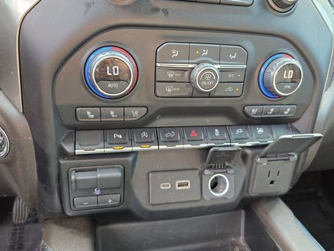 Used 2019 Chevrolet Silverado 1500 LTZ w/ LTZ Plus Package image 29