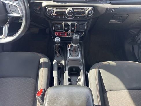 Certified 2021 Jeep Gladiator Mojave image 14