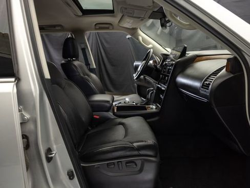 Used 2024 Nissan Armada SL w/ Captain's Chairs Package AWD/4WD image 24