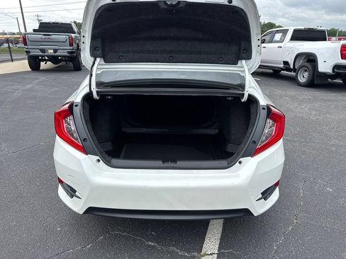 Used 2018 Honda Civic EX image 18