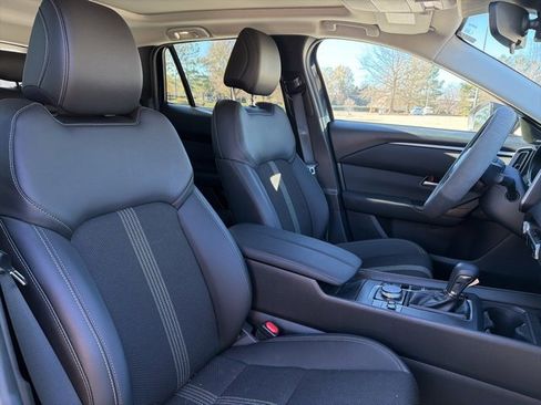 Used 2024 MAZDA CX-50 AWD 2.5 S w/ Premium Package image 22