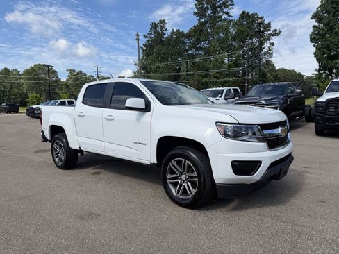 Used 2019 Chevrolet Colorado W/T w/ Custom Special Edition RWD image 3
