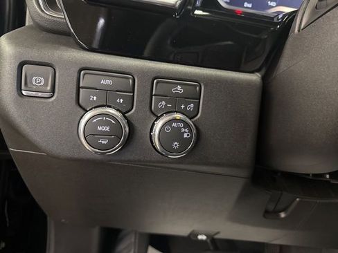 New 2026 GMC Sierra 1500 SLE image 19