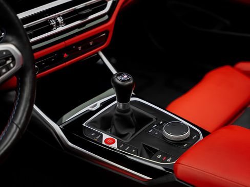 Used 2024 BMW M4 Coupe w/ Executive Package RWD image 59