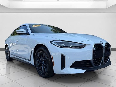 Used 2023 BMW i4 eDrive35 w/ Premium Package RWD image 7