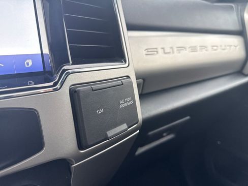 Used 2022 Ford F350 Lariat w/ Black Appearance Package image 47