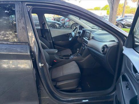Used 2019 Hyundai Kona SEL FWD image 19