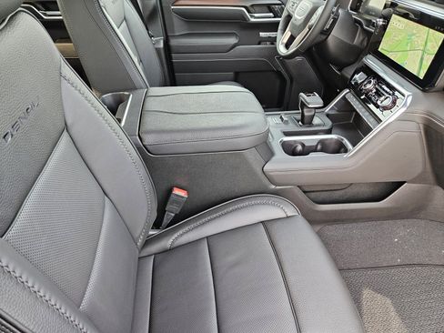 New 2026 GMC Sierra 1500 Denali w/ Denali Reserve Package AWD/4WD image 10