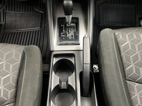 Used 2024 Mitsubishi Outlander Sport ES AWD/4WD image 45