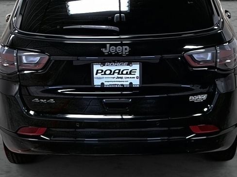 Used 2025 Jeep Compass Limited w/ High Altitude Package AWD/4WD image 11