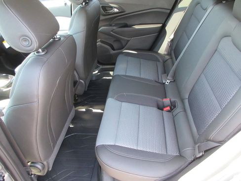 New 2026 Chevrolet Trax LT image 13