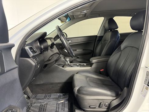 Used 2020 Kia Optima SE image 6