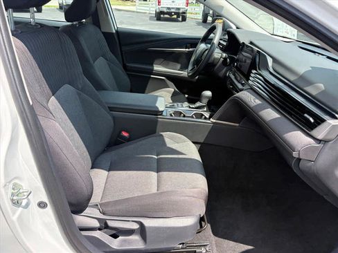 Used 2026 Toyota Camry LE FWD image 6