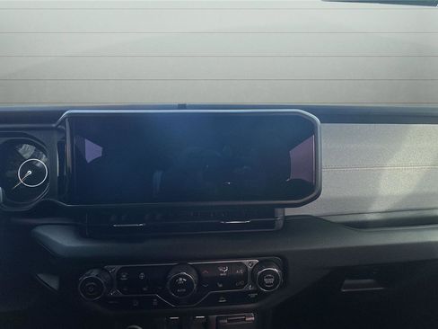 Used 2024 Jeep Wrangler Sport S image 16