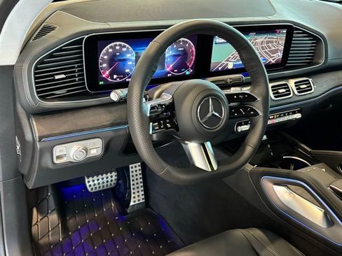New 2026 Mercedes-Benz GLS 450 4MATIC image 11
