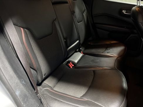 Used 2020 Jeep Compass Trailhawk AWD/4WD image 14