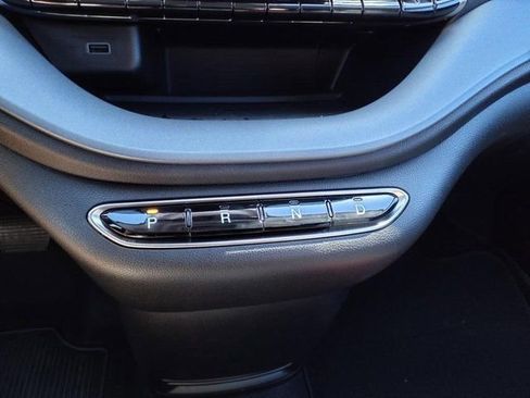 New 2024 FIAT 500 e (RED) image 13