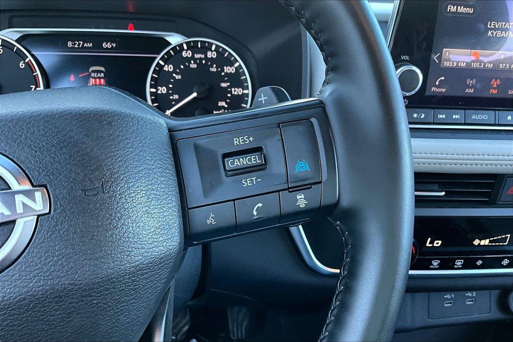 Used 2025 Nissan Rogue SV AWD/4WD image 12