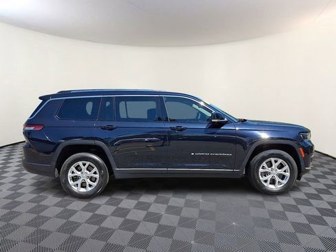 Used 2023 Jeep Grand Cherokee L Limited w/ Luxury Tech Group II AWD/4WD image 8