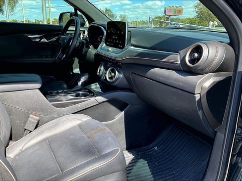 Used 2023 Chevrolet Blazer Premier w/ Driver Confidence II Package image 19