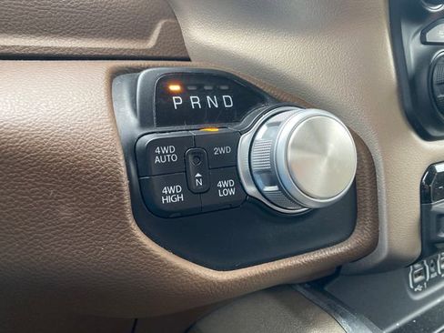 Used 2020 RAM 1500 Laramie AWD/4WD image 28