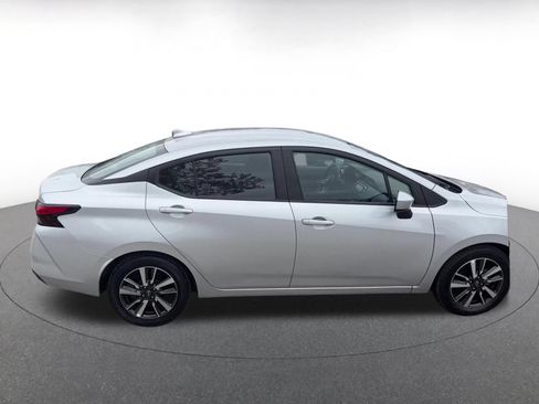 Used 2025 Nissan Versa SV FWD image 16