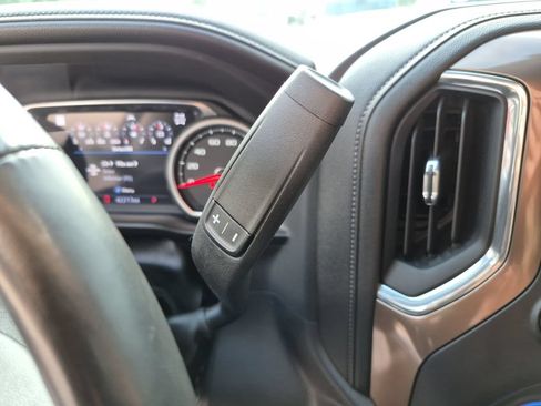 Used 2022 Chevrolet Silverado 1500 High Country w/ Safety Package II AWD/4WD image 31