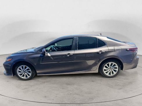 Used 2024 Toyota Camry LE FWD image 6