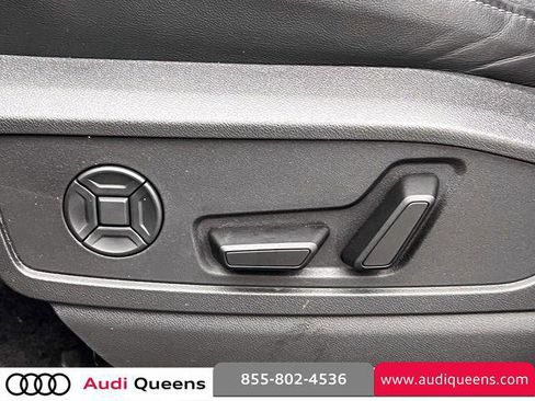 Certified 2025 Audi Q5 Premium Plus w/ Premium Plus AWD/4WD image 19