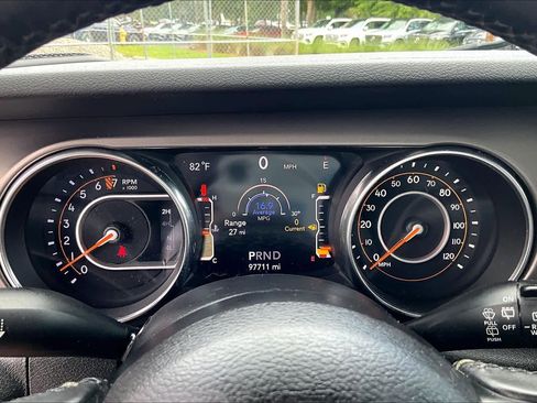 Used 2018 Jeep Wrangler Unlimited Sport S AWD/4WD image 24