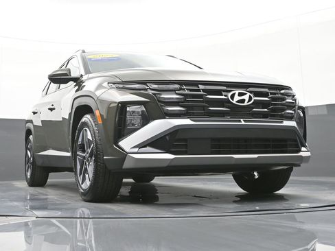 Certified 2025 Hyundai Tucson SEL FWD image 47