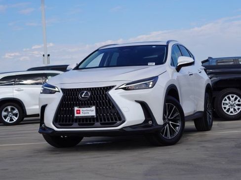 Used 2024 Lexus NX 350h AWD image 4
