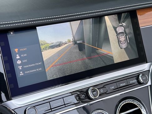 Used 2020 Bentley Continental GT V8 image 26