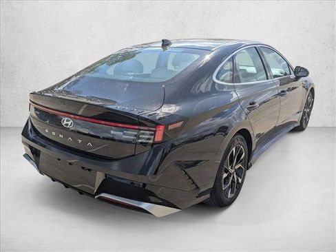 Used 2025 Hyundai Sonata SEL image 5
