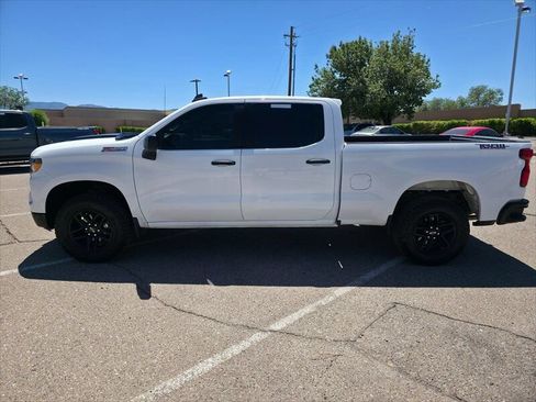Used 2023 Chevrolet Silverado 1500 Custom Trail Boss AWD/4WD image 2