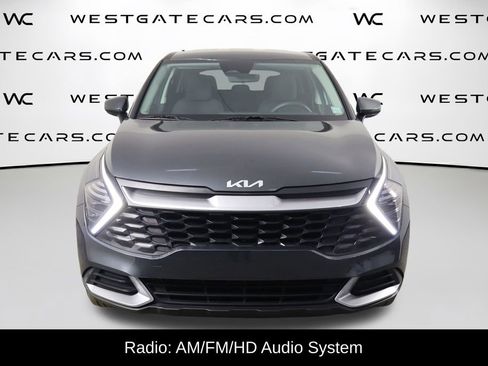 Used 2024 Kia Sportage LX image 2